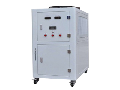 Water coolerThe industrial chiller monitors the water temperature in real time and automatically controls the water temperature, effectively ensuring the long-term stable operation of the laser